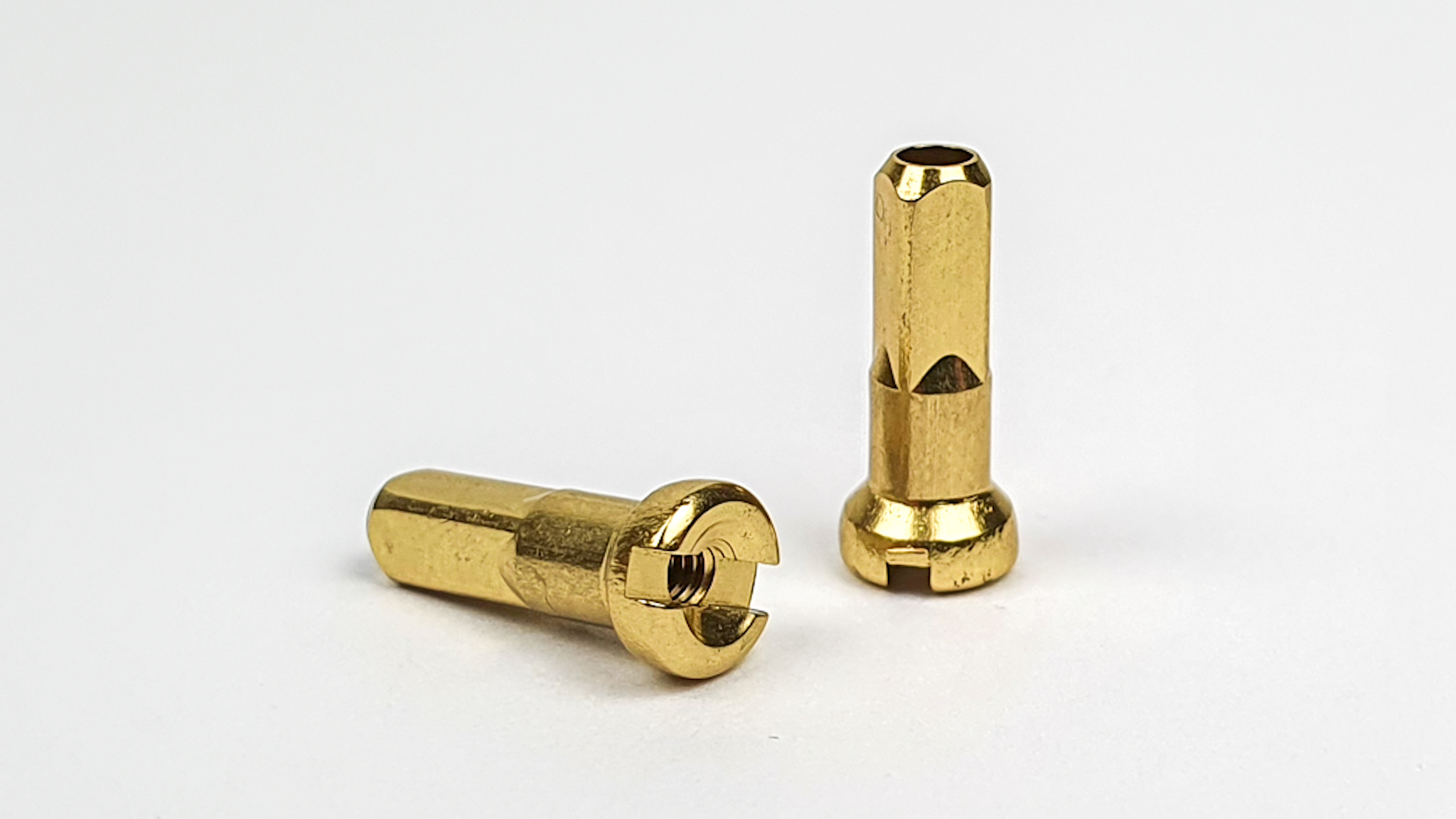 CNC Alunippel gold 14mm
